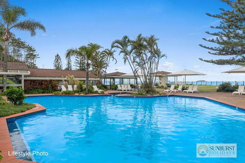 Beachside Beauty At Sapphire Beach - ACT Tourism 0