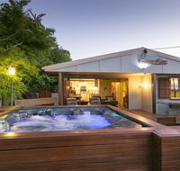 Beachside Cottages - ACT Tourism