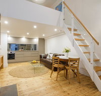 Beachside luxury loft apartment - ACT Tourism