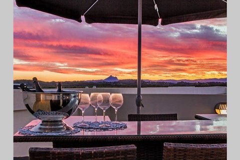Beachside Penthouse With 360views - ACT Tourism 3