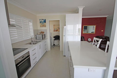 Beacon Heights Coffs Jetty - ACT Tourism 2