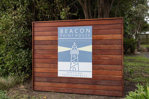 Beacon Point House - ACT Tourism 1