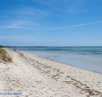 Beautiful Beachfront Apartment at Capel Sound - ACT Tourism