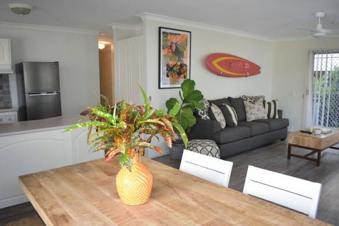 Beautiful Maroochy River Villa - ACT Tourism 2