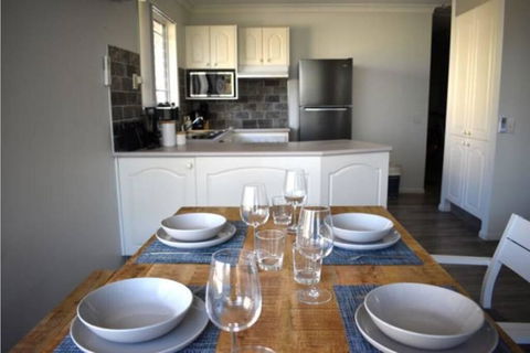 Beautiful Maroochy River Villa - ACT Tourism 1