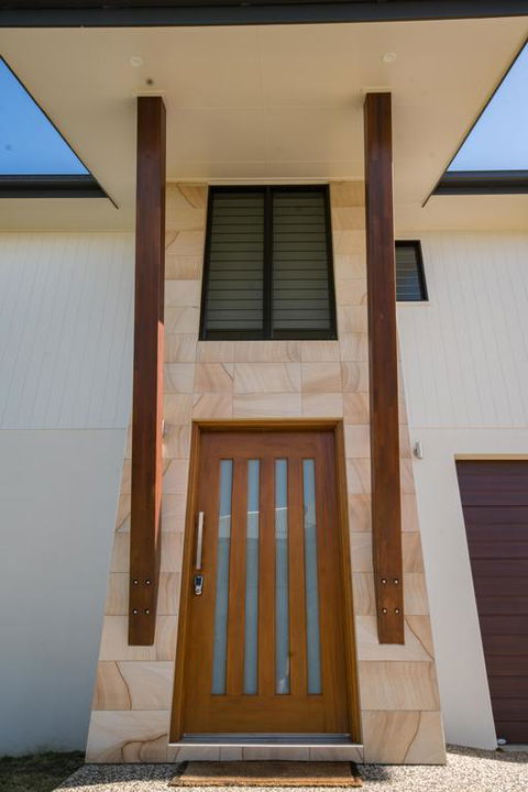 Beautiful Modern Luxury - ACT Tourism 3