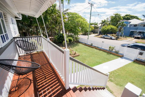 Beautiful Queenslander - ACT Tourism 2