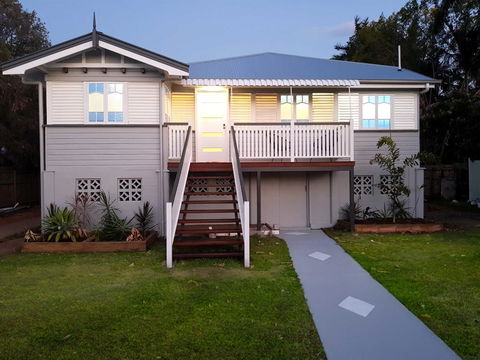 Beautiful Queenslander - ACT Tourism 0