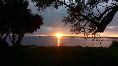 Beautiful, Peaceful Estuary Views, Five Star Quantity - ACT Tourism 2