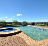 Beggars Bridge Vineyard Homestead w/ pool  wifi  tennis  vineyard - ACT Tourism