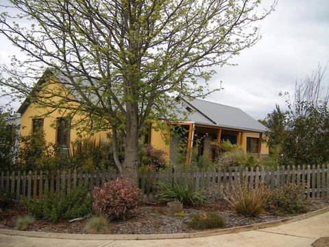 Bella Villa - ACT Tourism 0