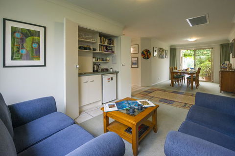 Bellevue Bed & Breakfast - ACT Tourism 0