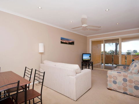 Bellima Beach House', 9 Jackson Close - Huge Duplex With Air Con And Fabulous Views - ACT Tourism 3