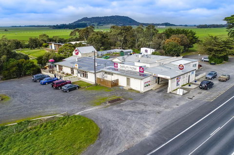 Bellum Hotel - ACT Tourism 0