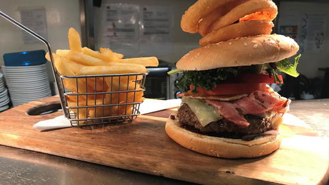 Bellum Hotel - ACT Tourism 1