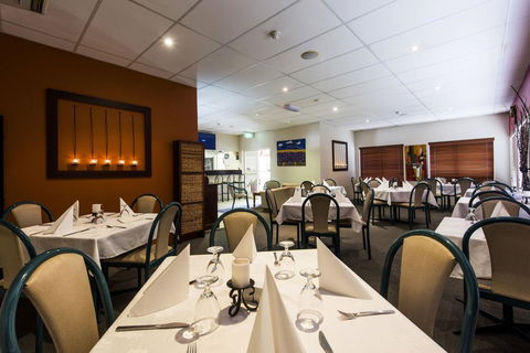 Bent Street Motor Inn - ACT Tourism 3