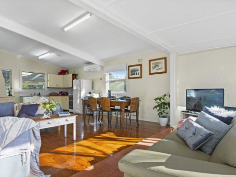 Between 2 Beaches - Comfortable Private Sanctuary - ACT Tourism 2