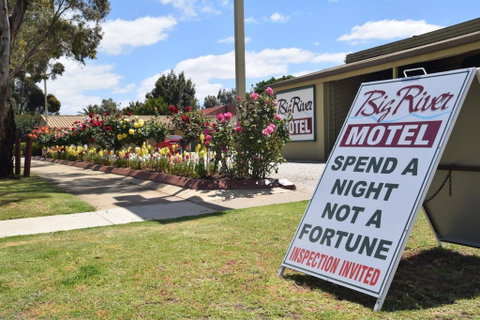 Big River Motel - ACT Tourism 0