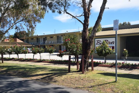Big River Motel - ACT Tourism 1