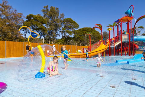 BIG4 Easts Beach Holiday Park - ACT Tourism 0