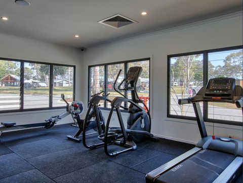 BIG4 Sandstone Point Holiday Resort - ACT Tourism 1