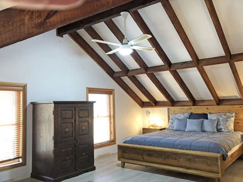 Birubi Beach House' 14 Campbell Avenue - Fantastic House And Close To The Surf Beach - ACT Tourism 1
