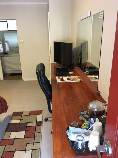 Black Forest Motel - ACT Tourism 2