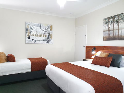 Black Sheep Motel Goulburn - ACT Tourism 0