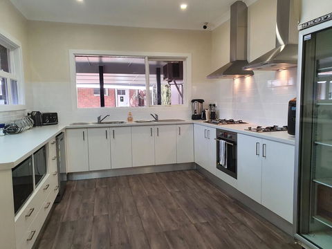 Black Sheep Motel Goulburn - ACT Tourism 2