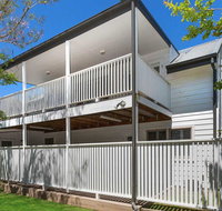 Blake Loft on Manning - 500 metres to two beaches - ACT Tourism