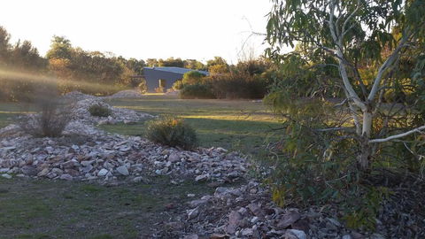 Blaze Rock Retreat - ACT Tourism 3