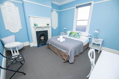 Blue Door Apartments Heritage Charm In CBD - ACT Tourism 2