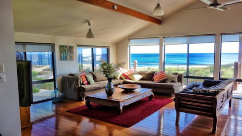 Blue Ocean Haven - Peppermint Grove Beach WA - ACT Tourism 1