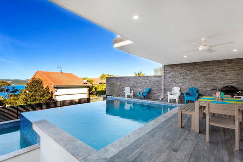 Blue Water Splendour - Infinity Pool And Amazing Views!! - ACT Tourism 1