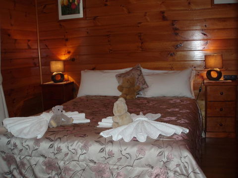 Boat Harbour Garden Cottages - ACT Tourism 2