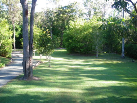 BoBRENE On Tamborine Nude Retreat - Quaint Cottage - ACT Tourism 3