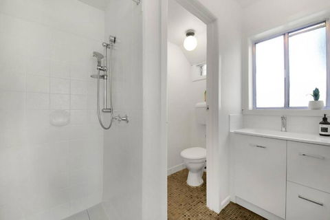 The Seaholme Beachside Escape - ACT Tourism 2
