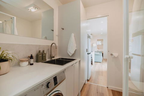 Tiny Home In Scottsdale - ACT Tourism 3
