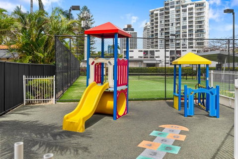 WINGS Penthouse Sleeps 10 - Optimise BNB - ACT Tourism 1