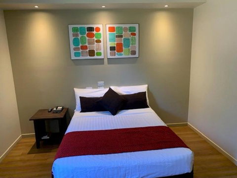 Weipa Motel Resort - ACT Tourism 1