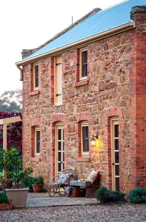 Byronsvale Vineyard And Accommodation - ACT Tourism 4