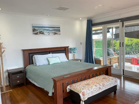 Zen Escape Guest House- Romantic Escape, Cozy Delight, Oasis Suite - ACT Tourism 0