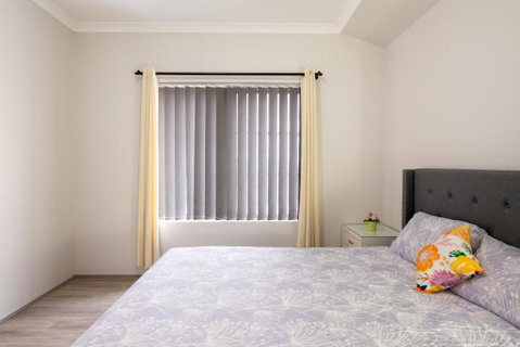 West Swan B&B - ACT Tourism 1