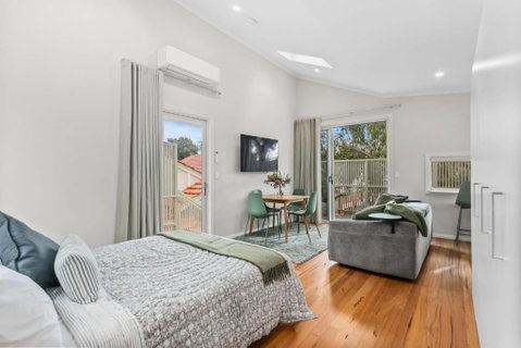 WILL56 - Gumtree Studio - ACT Tourism 2
