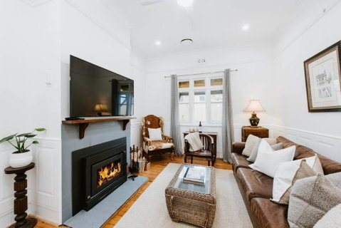 Yarranvale On Gladstone - A Gorgeous Country Abode - ACT Tourism 2