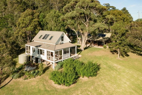 Yarrawong Farm, Near Berry - ACT Tourism 0