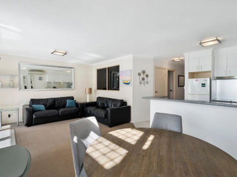 Yarrawonga Lakeside Apartment 25 - ACT Tourism 3