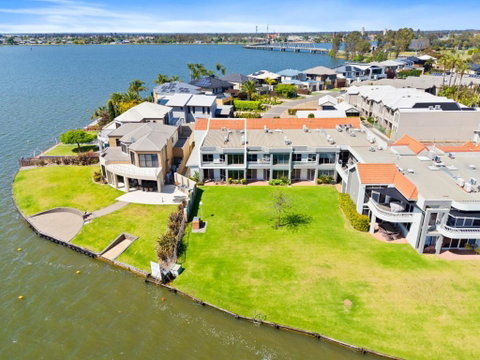Yarrawonga Lakeside Apartment 50 - ACT Tourism 0