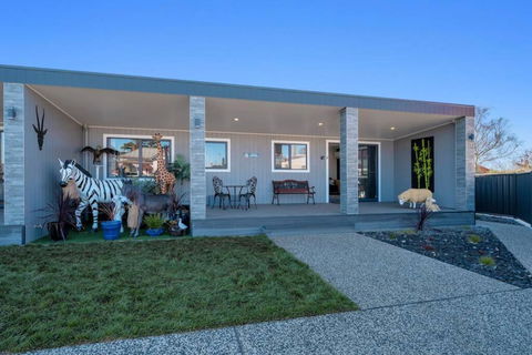 Zoo Villas: Villa Giraffe - Central Wynyard - ACT Tourism 2