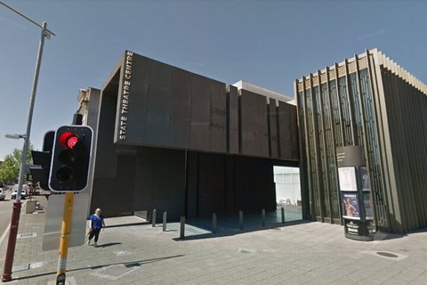 Perth Scavenger Hunt: Perched On A Swan - ACT Tourism 4